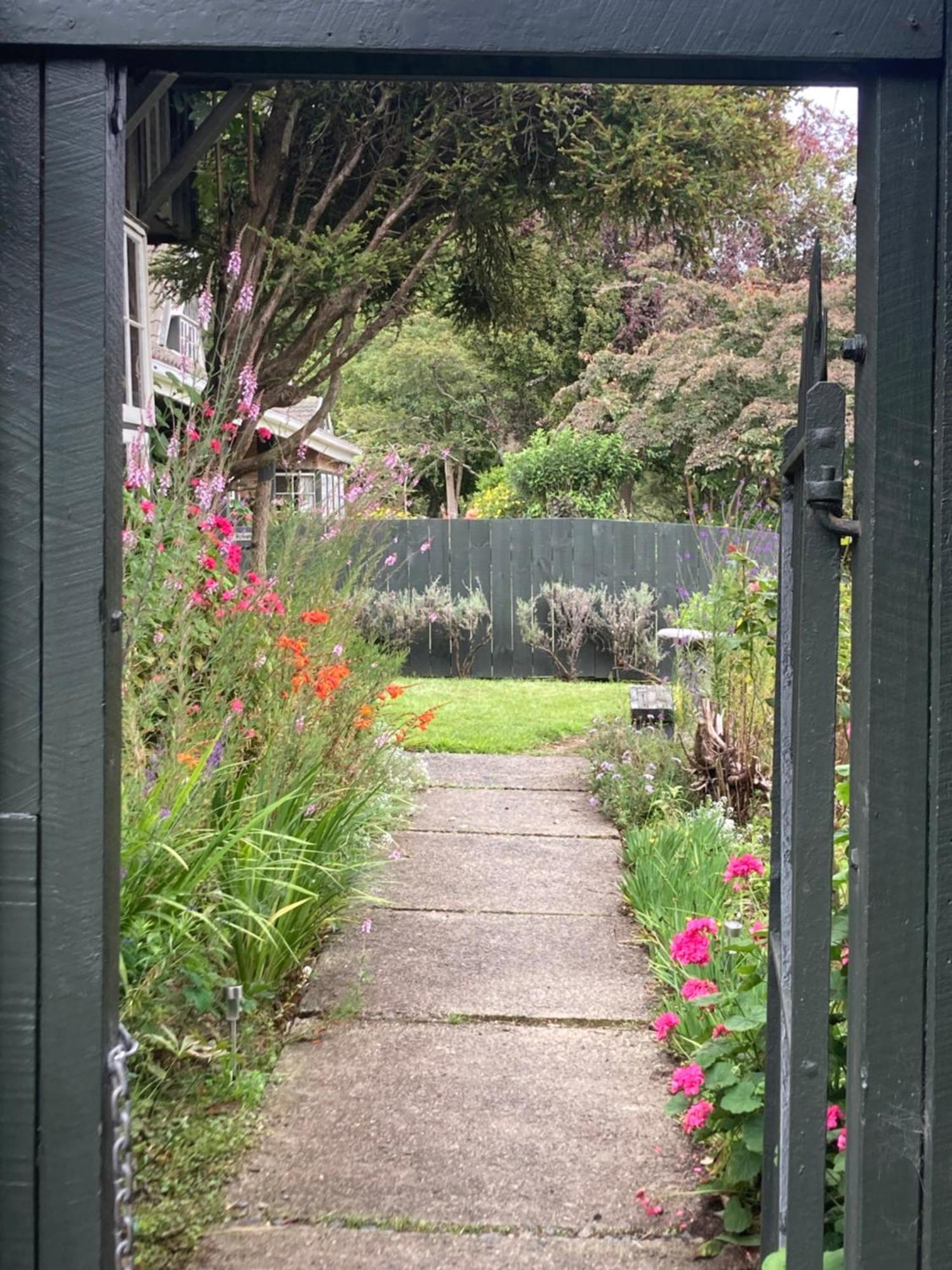 Arden Country House Bnb - Entire House To Yourself -Peace In The Country 但尼丁 外观 照片